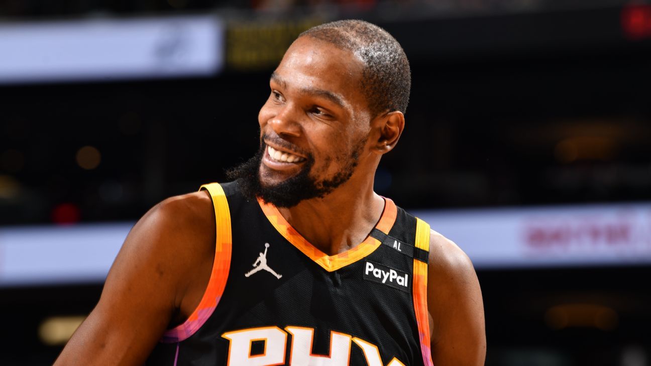 员们展现出 员们展现出